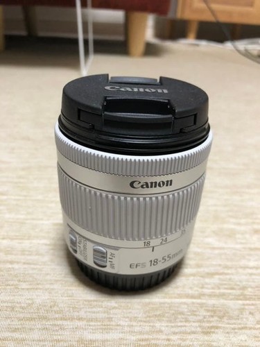 Canon standard zoom lens - zoom,