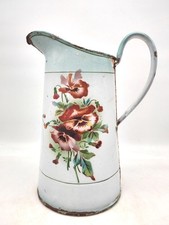 Ancien broc pichet émaillé