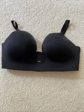 Victoria’s Secret 38DD Plunge/Plongeant Black Bra