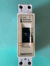 Legrand contacteur jour et nuit 20A 03875