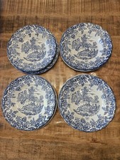 ​Lot 8 Assiettes Anciennes