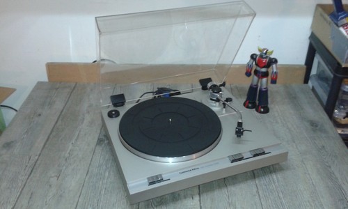 Platine vinyle tourne disque - platine,