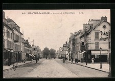 CPA Mantes-la-Jolie, Avenue de