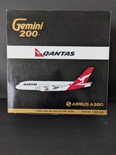 Gemini Jets 1:200 Qantas Airbus A380-800 VH-OQE (G2QFA409). Stand Scratched 