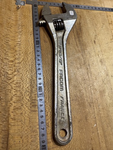 453 old tool outil - 453,