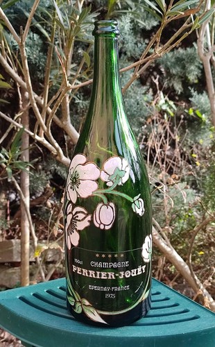 Bouteille champagne émaillée - champagne,
