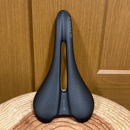 Nouveau siège vélo de - nouveau,