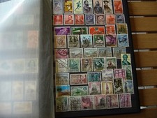 Album Lindner bleu grand format  Ref 1376 16 pages environ 500 timbres Espagne