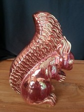 Ecureuil Art Deco en grès