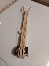 Pêcheur machine à tricoter