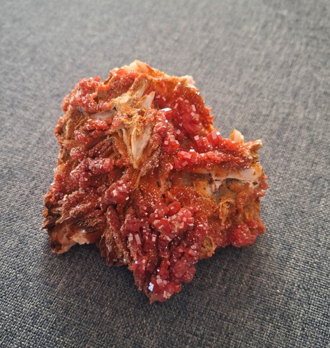 Top minéraux vanadinite sur - top,