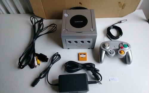 Console gamecube argentée - console,