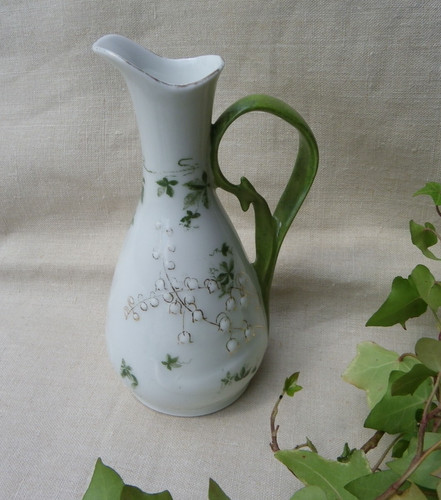 Petit pichet vase art - art, nouveau