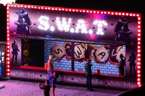 Stand swat fête - swat,