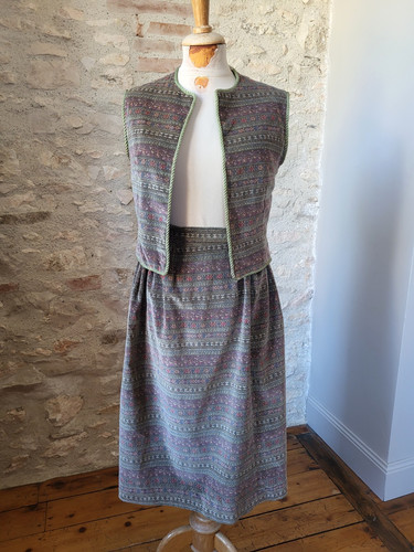 Ensemble velours jupe gilet - +,