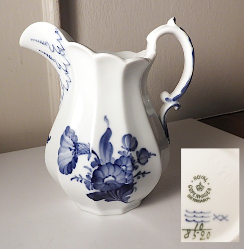 Royal copenhagen blue - royal,