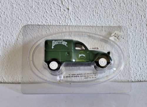 Voiture norev - 1/43,