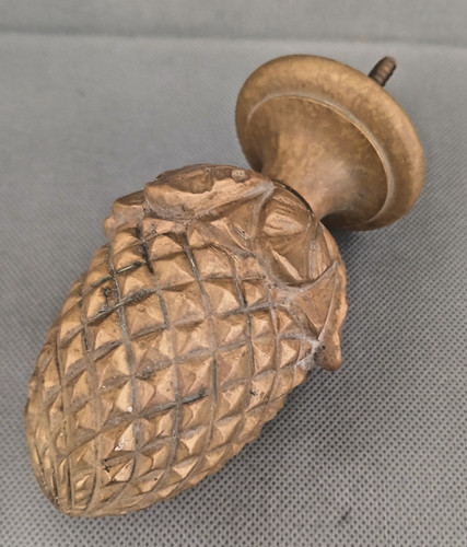 Décor pomme pin - de, bronze