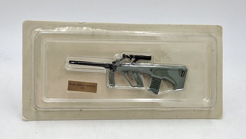 Armes historiques métal - historiques, en