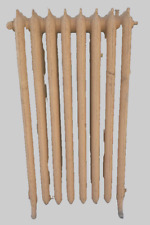 Radiateur ancien sur pieds a huit lames fleuries en fonte de fer XX siècle