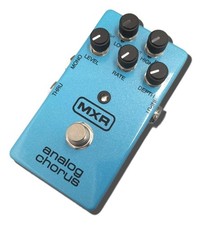 Pédale d'effets chorus MXR
