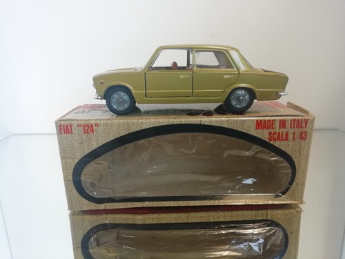 Mebetoys fiat 124 italie - 16,