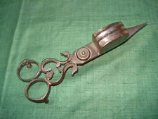 Paire de Ciseaux Anciens à Mouchette   Eteignoir à bougies  Fer Forgé