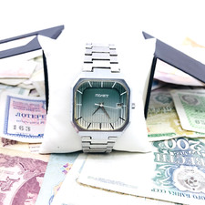 🔹 Rare Montre-Bracelet