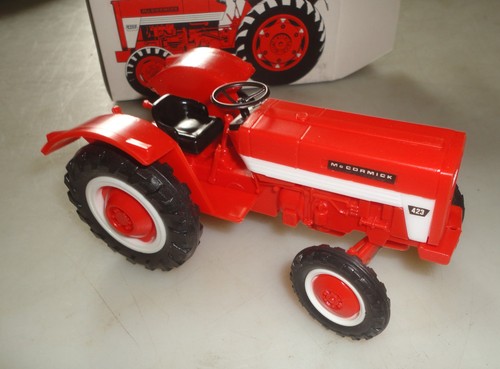 Ancien rare tracteur - ancien, mc