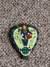 PIN GIRL HARD ROCK CAFE/ NEW
