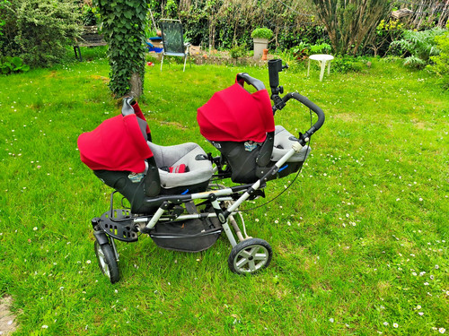 Poussette double trois - , roues