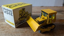 NZG 1/50 CATERPILLAR CAT D4E
