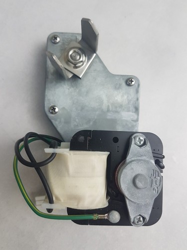 0064000615 moteur électrique