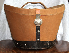 ancienne boîte à chapeau en