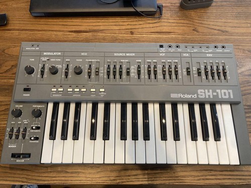 Synthétiseur monophonique