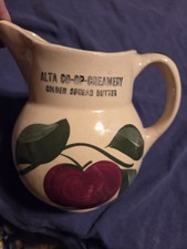  Alta Iowa CO-OP Creamery Watt Apple #15 Advertising Pitcher Golden Butter