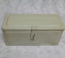 Vtg Ford Fordson Tractor Tool Utility Box Embossed Lid Locking Clasp beige green