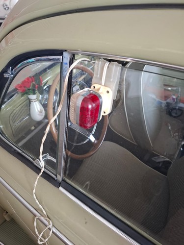 Window clip lamp helphos - clip,