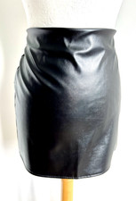 T36 short tight skirt in black vegan faux leather straight cut 110!