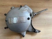 UN CARTER COUVERCLE ALLUMAGE