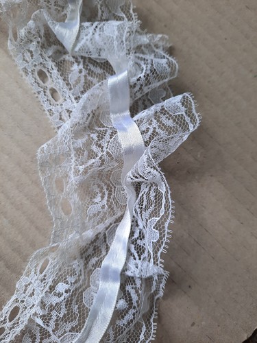 Dentelle ancienne fantaisi - dentelle,