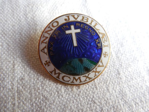 Ancien badge émaillé jubilé - ancien,
