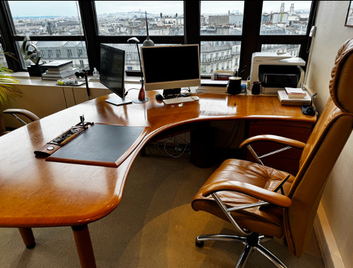 Grand bureau arrondi - , en