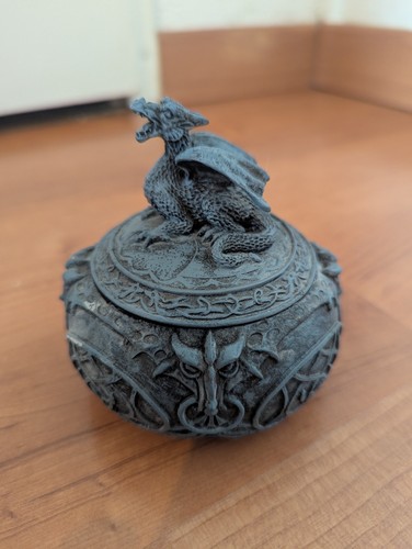 Boîte bibelots dragon - boîte,