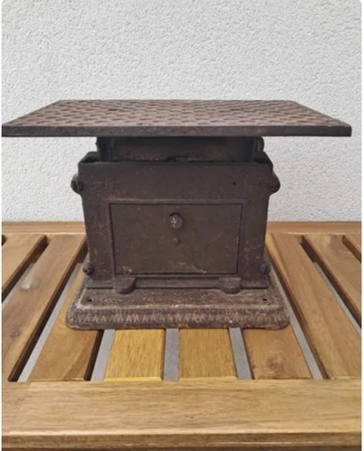 Balance mécanique ancienne - , à