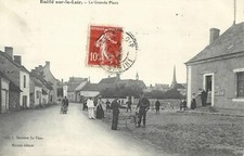 RUILLE SUR LOIR LA PLACE DE LA POSTE AVEC FACTEUR A VELO