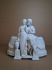 Bouquetière en biscuit