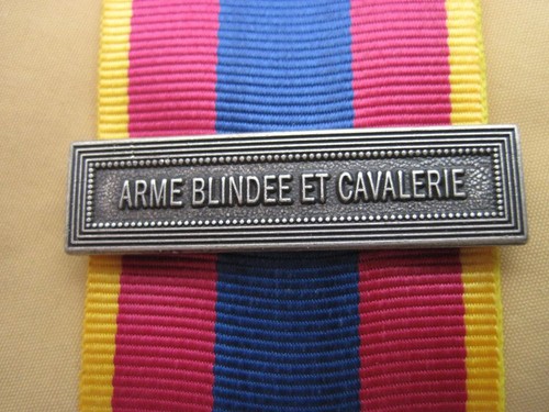 Agrafe arme blindee et - blindee,