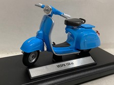 1:18 Vespa 150 cc Welly Legendary bikes Diecast Moto