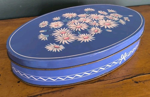 Ancienne boîte fer - en, côte